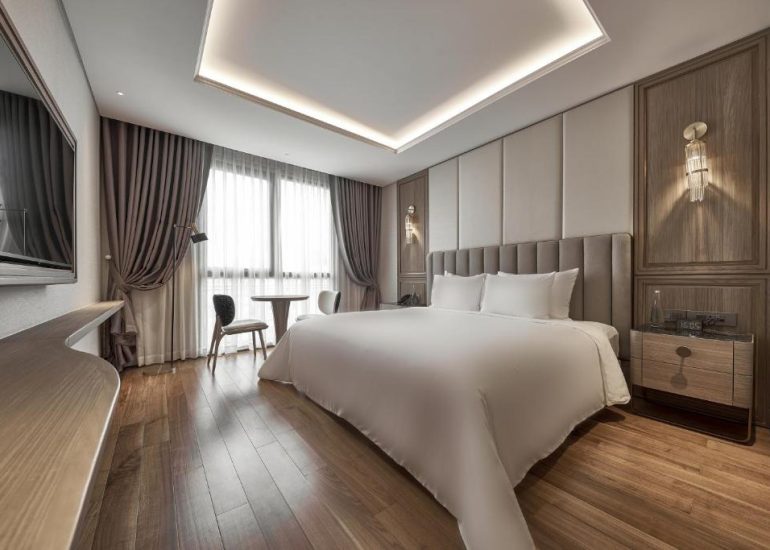 Executive King Room